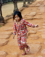 Child skipping, Banteay Srei Temple